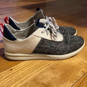 Toms Women’s sneakers